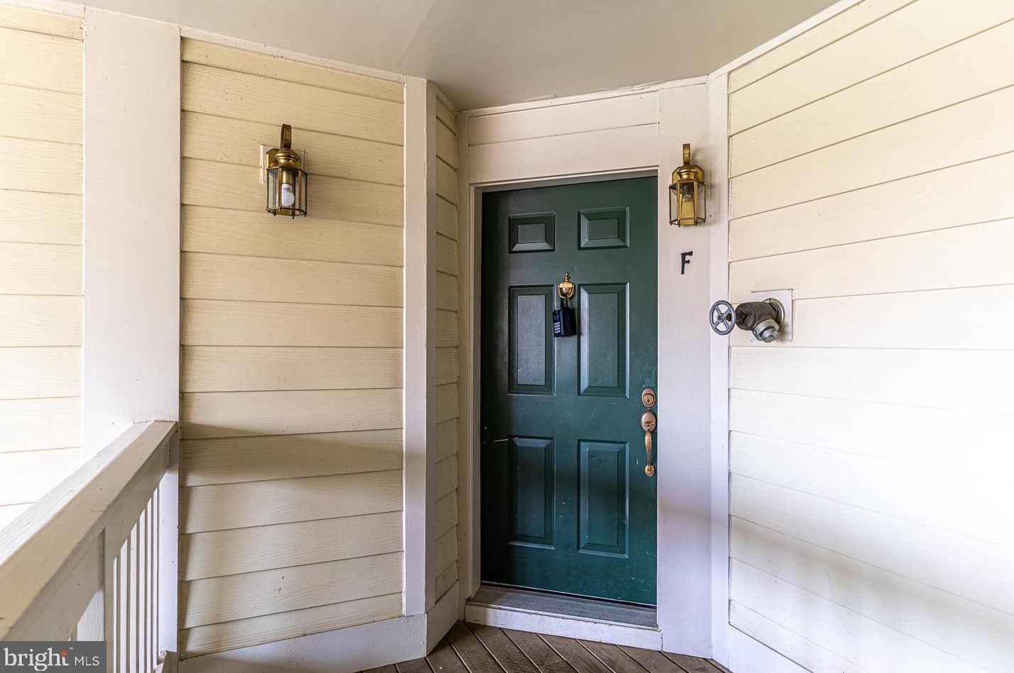 1334 Garden Wall Cir #407, Herndon, VA