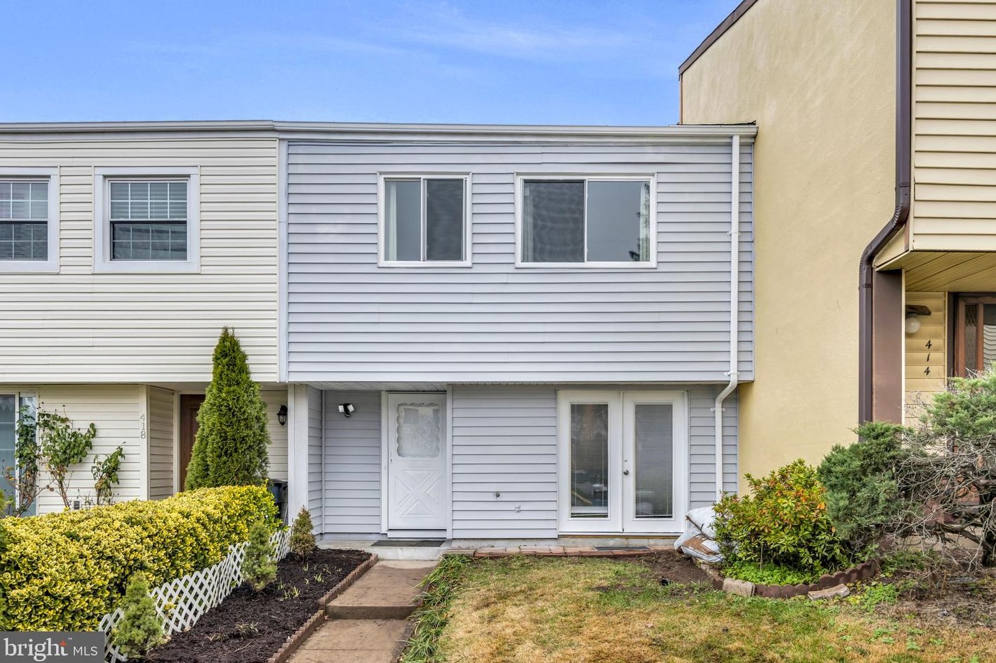 416 Spruce Ct, Herndon, VA 20170