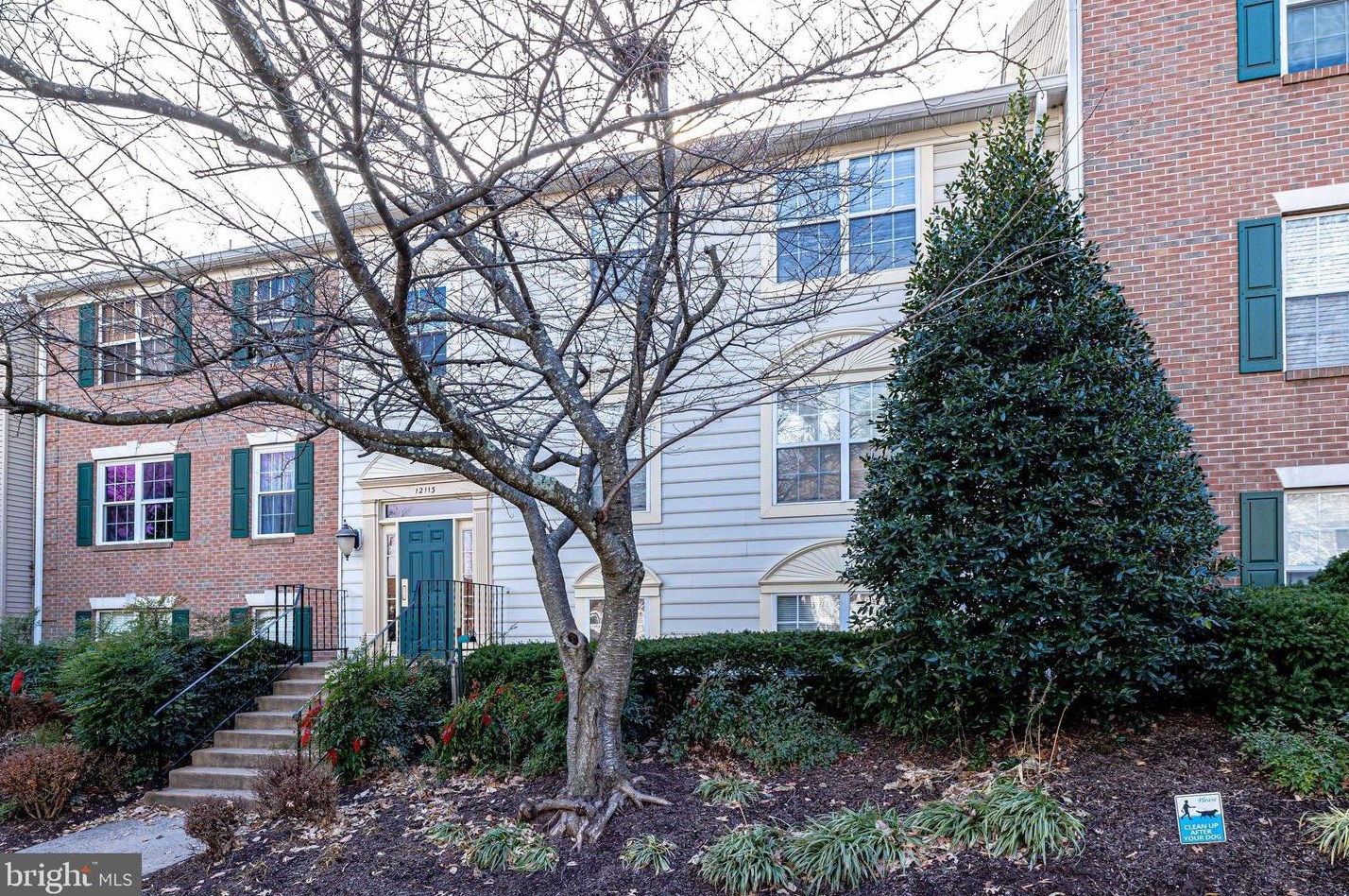 12113 Greenway Ct #180, Fairfax, VA 22033
