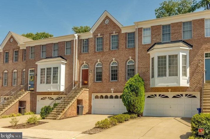 122 Shepherdson Ln Ne, Vienna, VA 22180