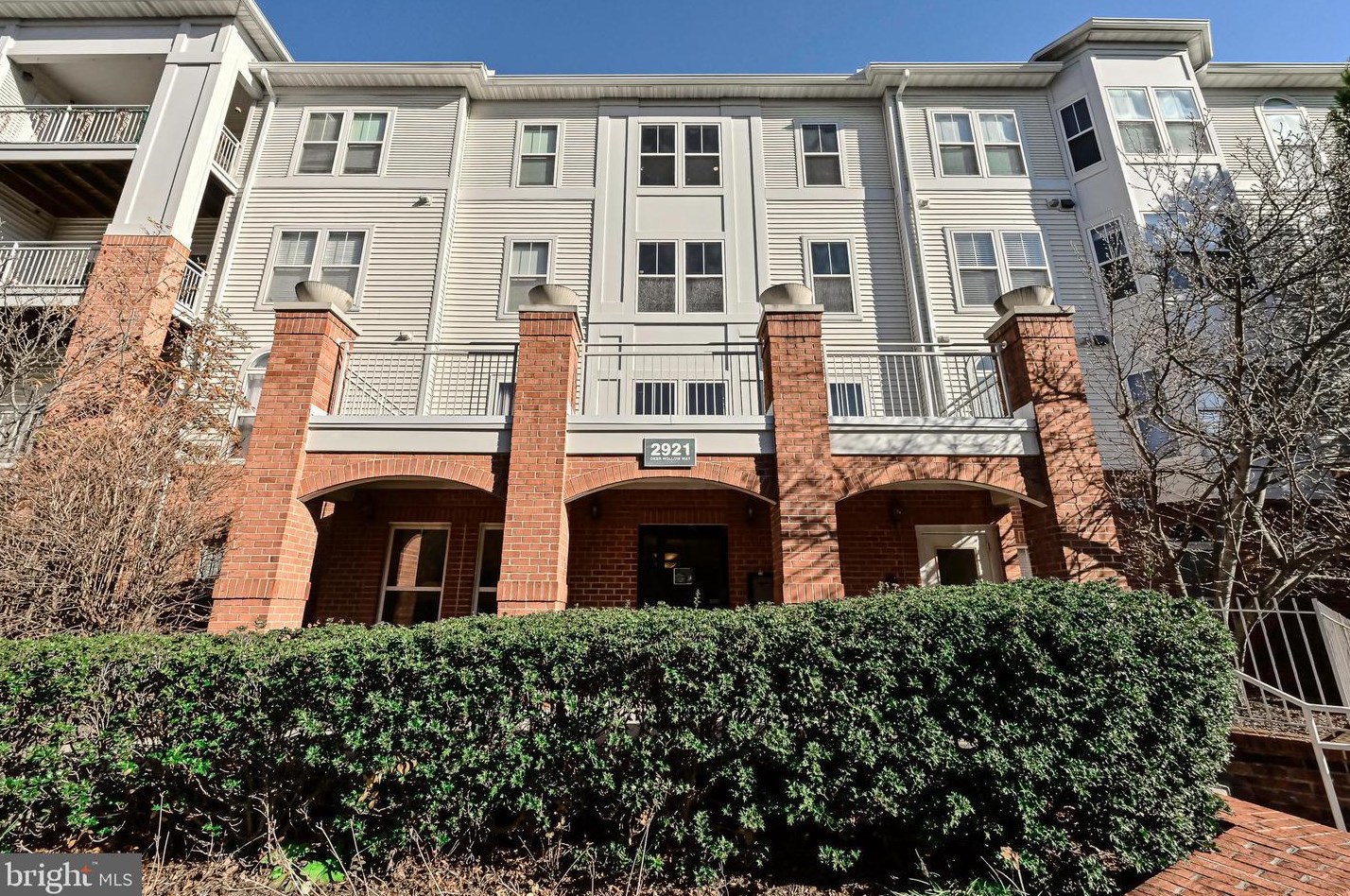 2921 Deer Hollow Way #115, Fairfax, VA 22031