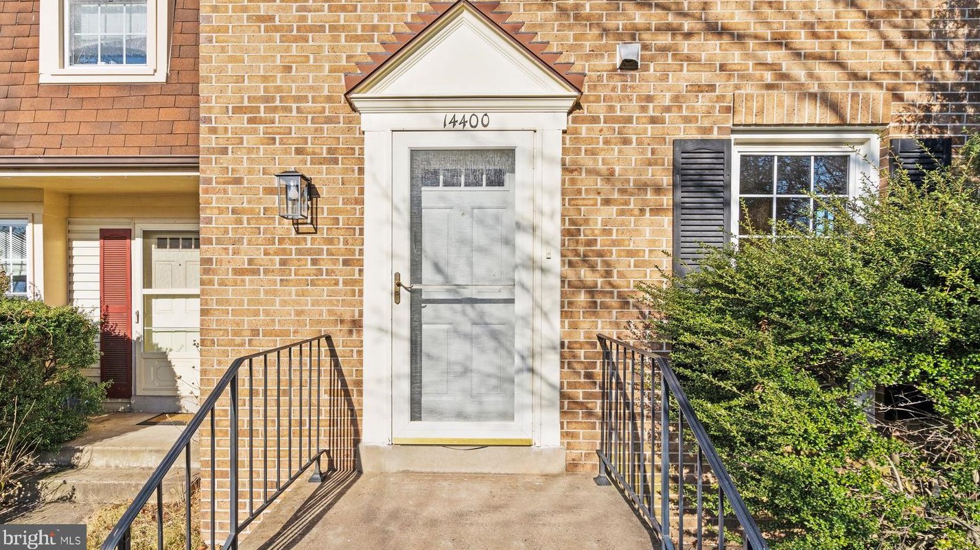 14400 Salisbury Plain Ct, Centreville, VA 20120