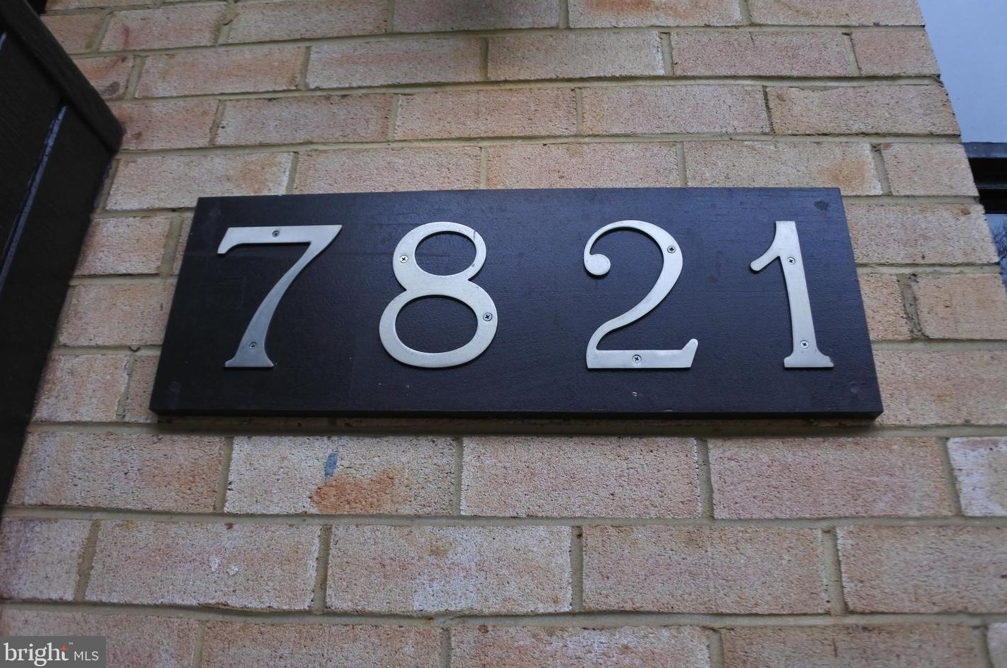 7821 Enola St Apt 207, Mc Lean, VA 22102
