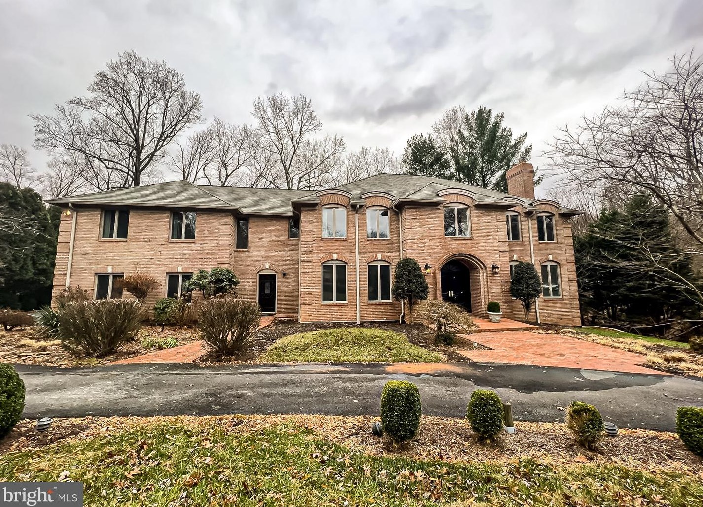 685 Potomac River Rd, Mc Lean, VA 22102
