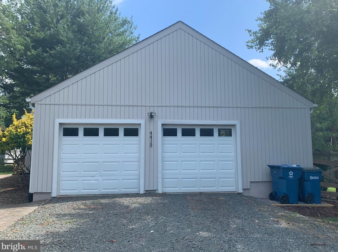 4413 Pleasant Valley Rd, Fairfax, VA 20151