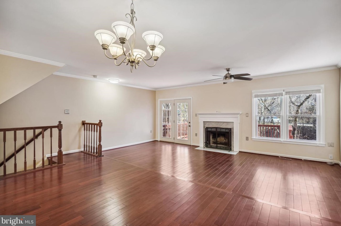 7209 Squirrel Run Ct, Springfield, VA 22152