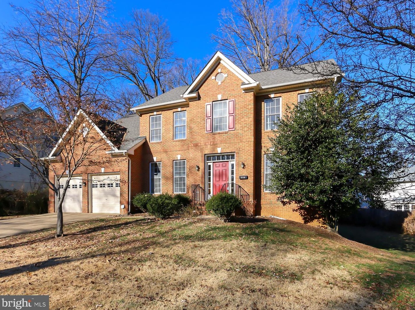 2118 Haycock Rd, Falls Church, VA 22043