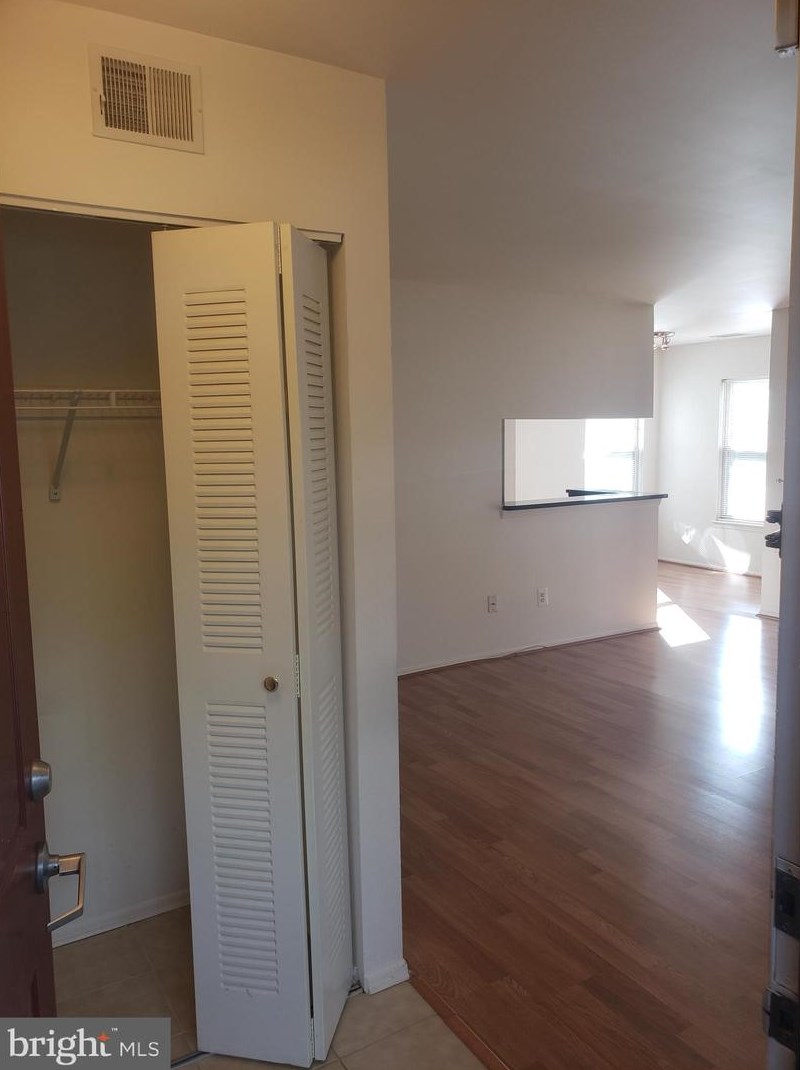 1791 Jonathan Way #1791-b, Herndon, VA