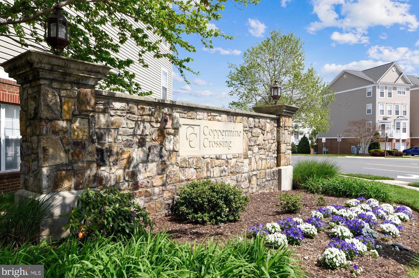 13634 Salk St #116, Herndon, VA 20171