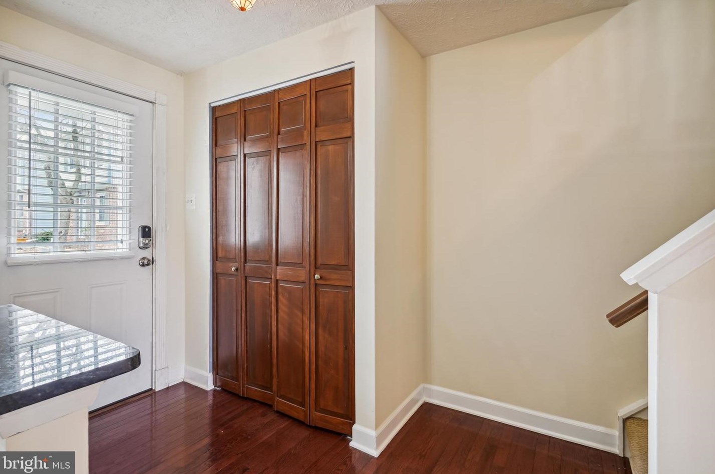 8420 Red Eagle Ct, Lorton, VA 22079