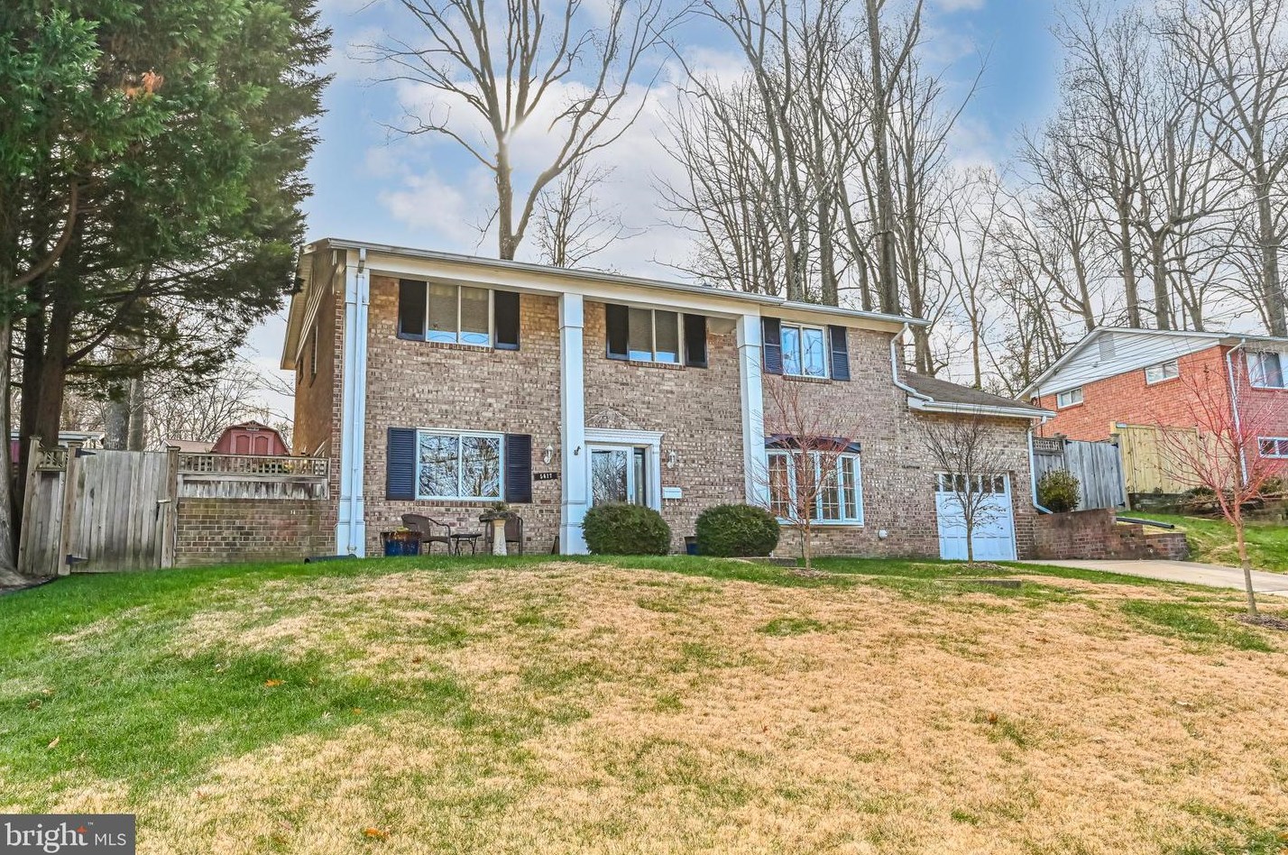 5617 Southampton Dr, Springfield, VA 22151