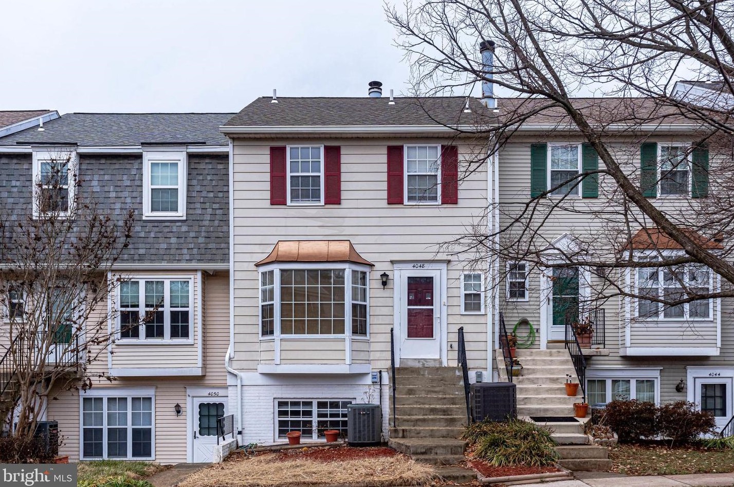 4048 Spring Run Ct, Fairfax, VA 20151-3553