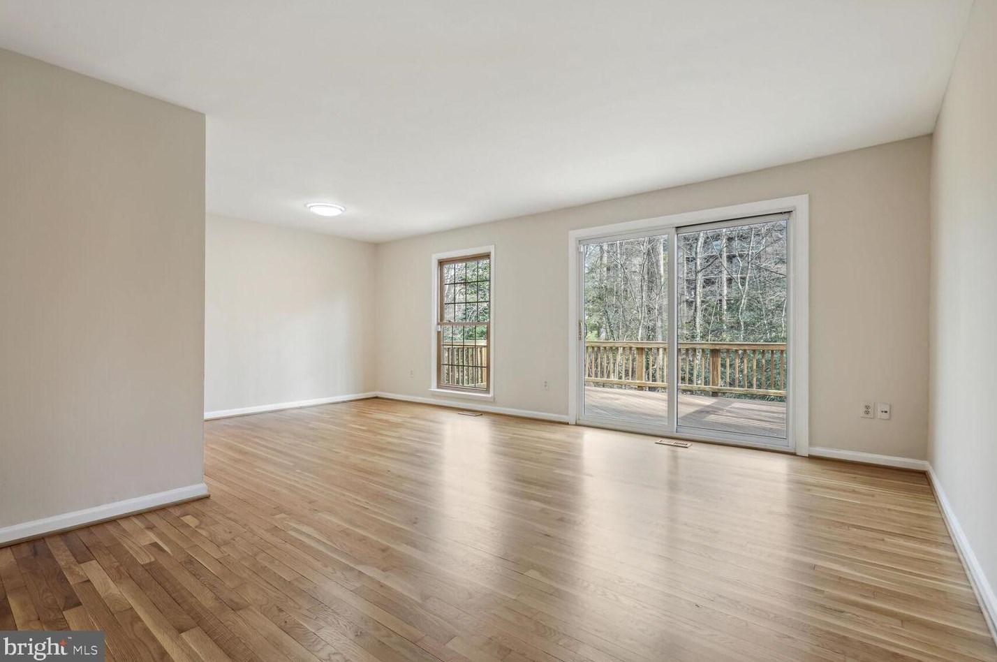 1535 Chatham Colony Ct, Herndon, VA 20190