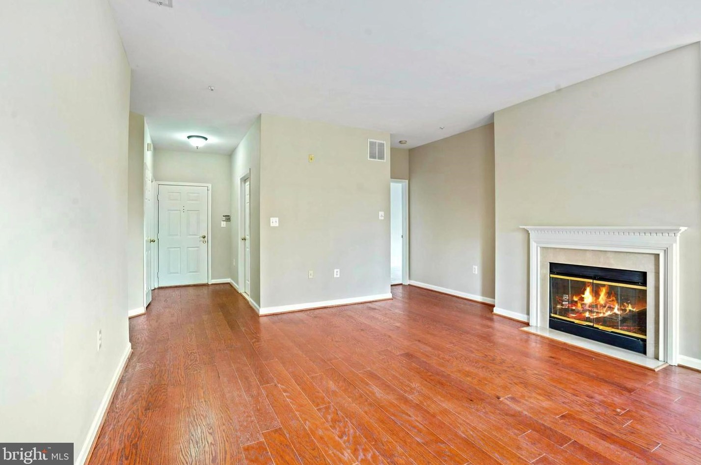 4138 Fountainside Ln #103, Fairfax, VA 22030
