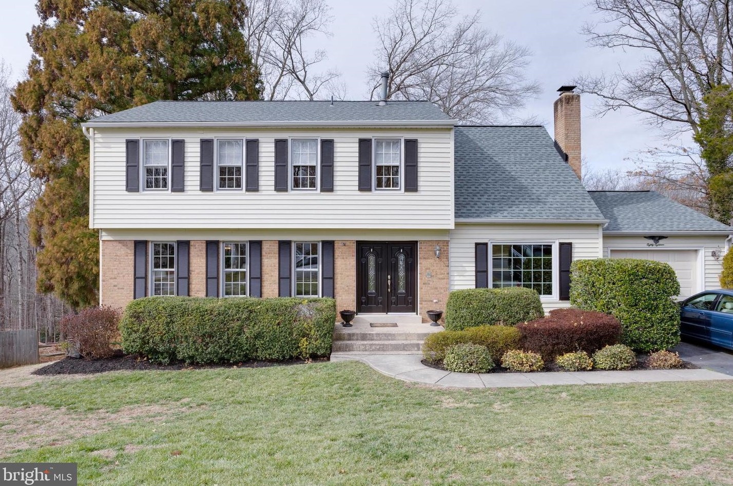 8018 W Point Dr, Springfield, VA 22153