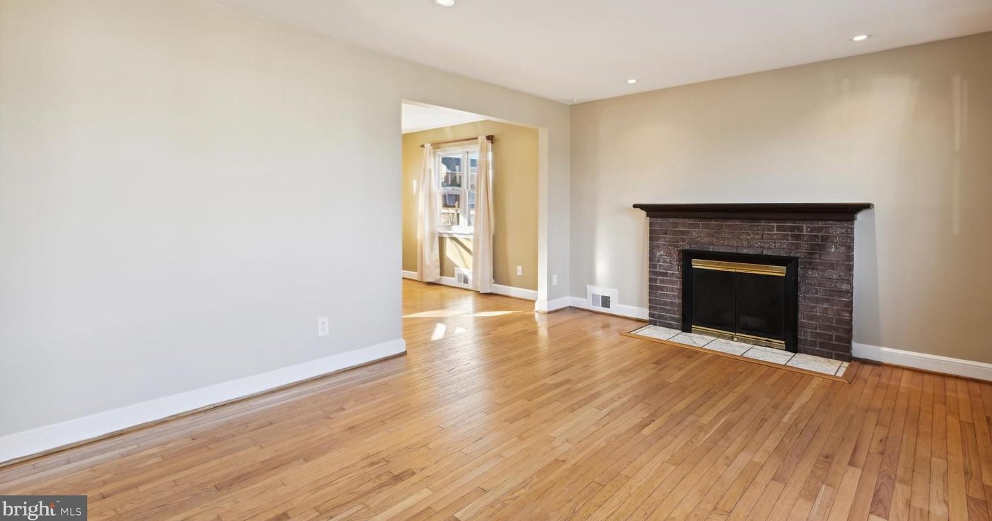 6018 Brunswick St, Springfield, VA 22150