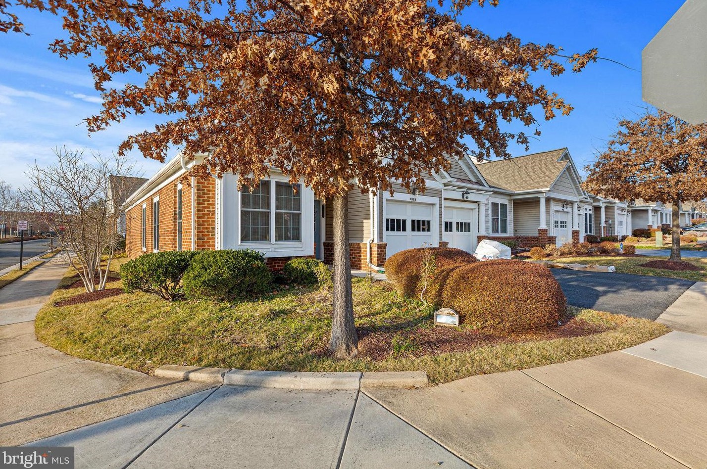 8914 Yellow Daisy Pl, Lorton, VA 22079