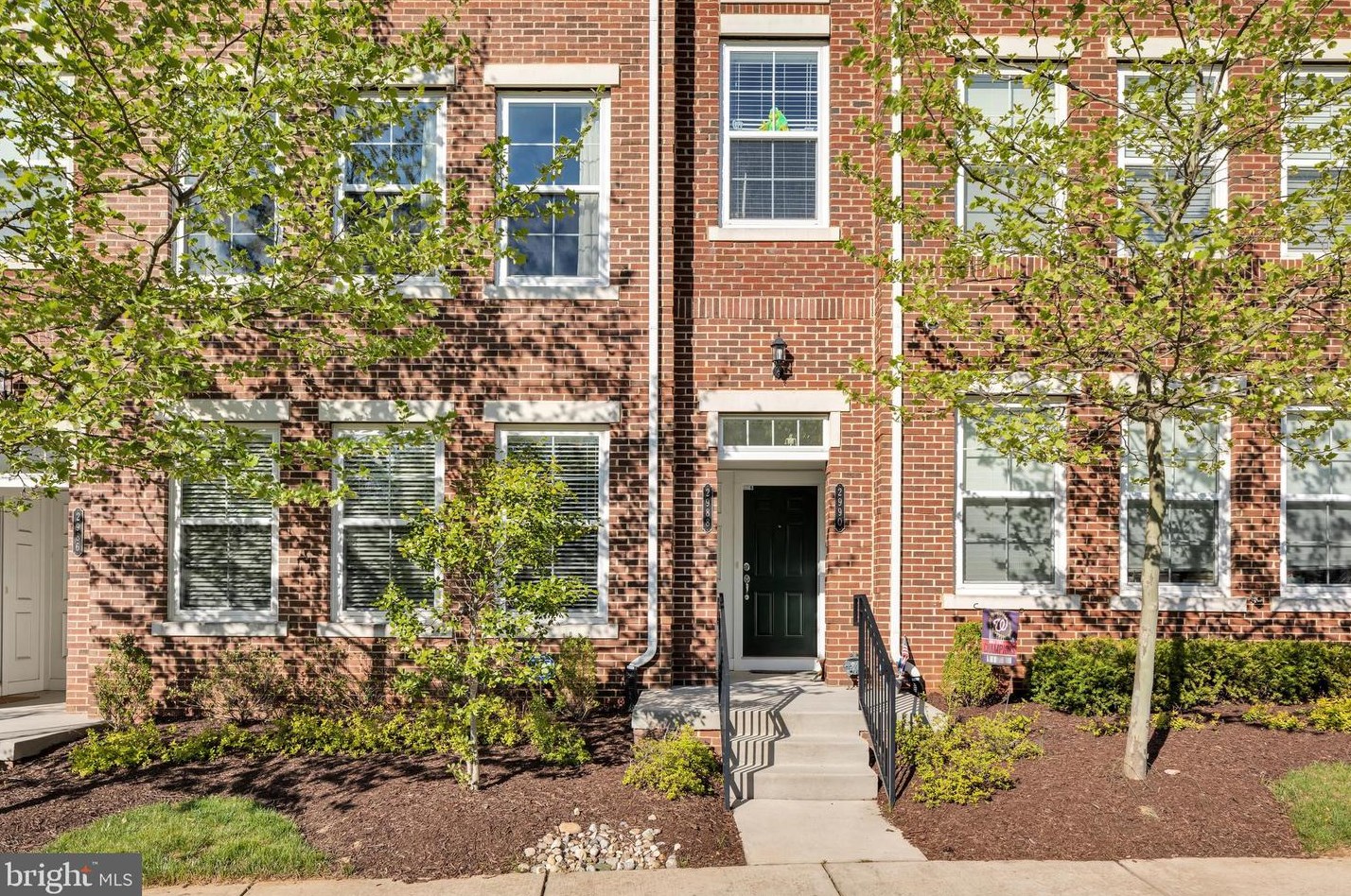 2988 Rittenhouse Cir, Fairfax, VA 22031-6203