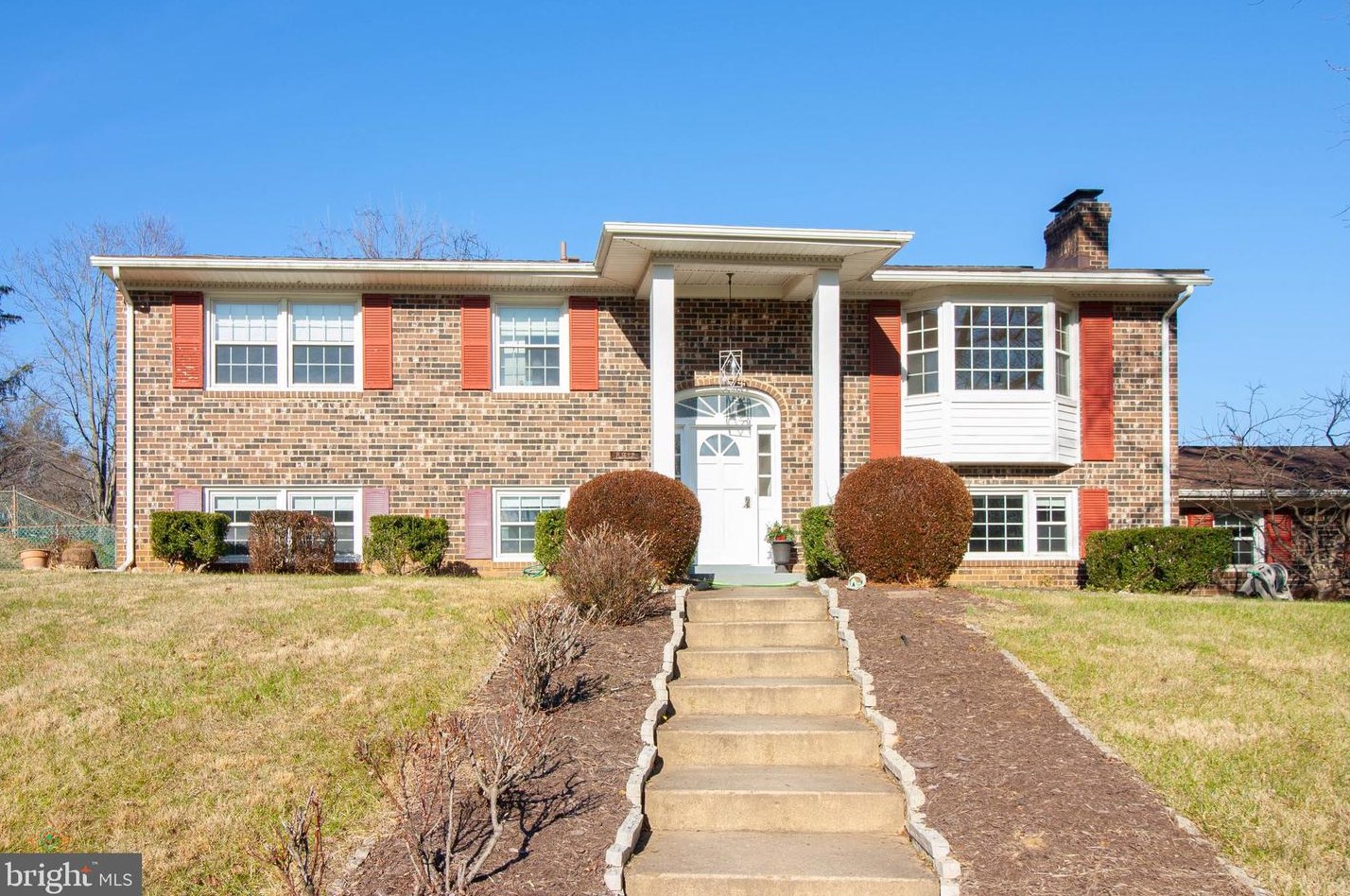 8912 Mears St, Fairfax, VA 22031
