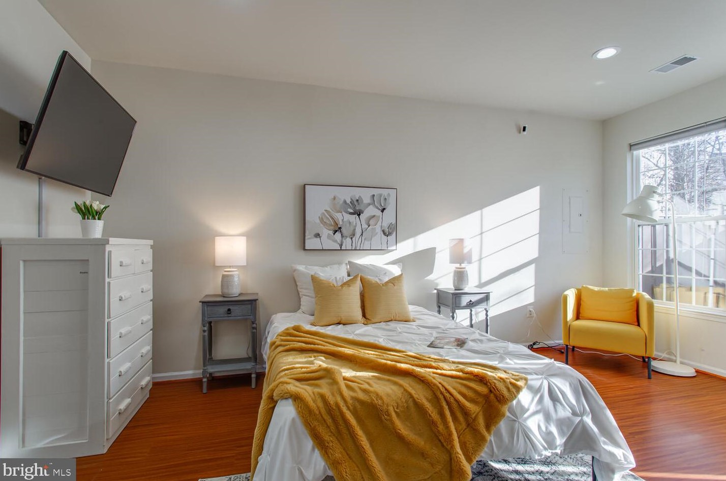 4138 River Forth Dr, Fairfax VA  22030-8558 exterior