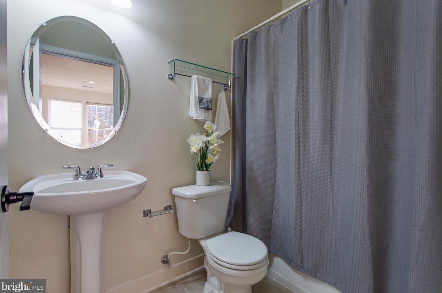 4138 River Forth Dr, Fairfax VA  22030-8558 exterior