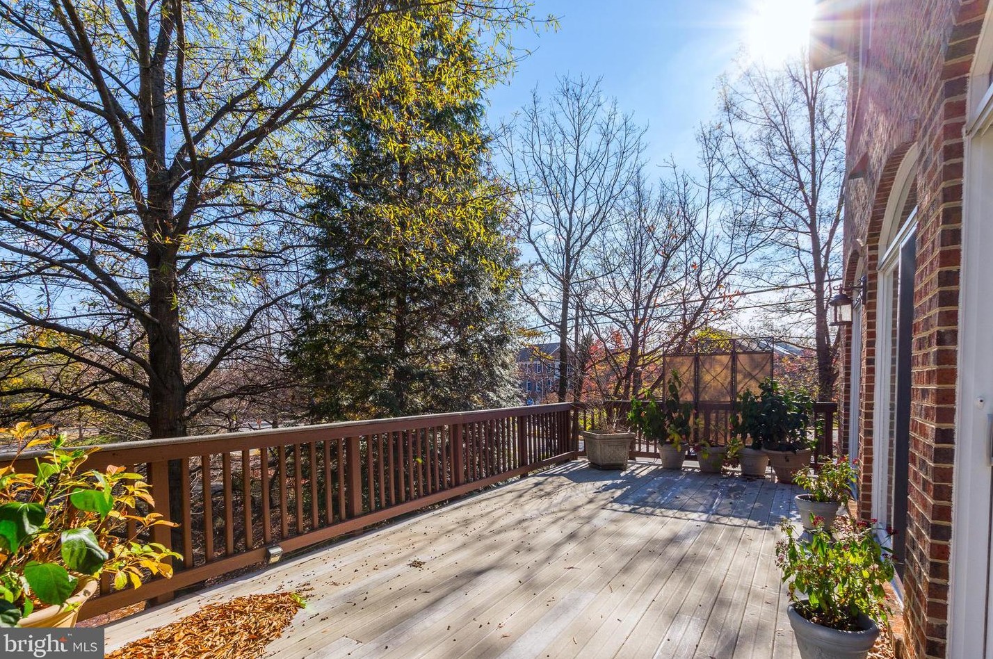 2217 Harithy Dr, Vienna VA  22027-1058 exterior