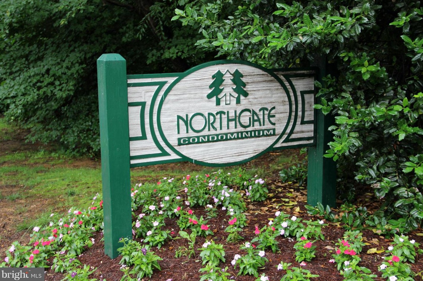 1540 Northgate Sq #21b, Herndon, VA 20190
