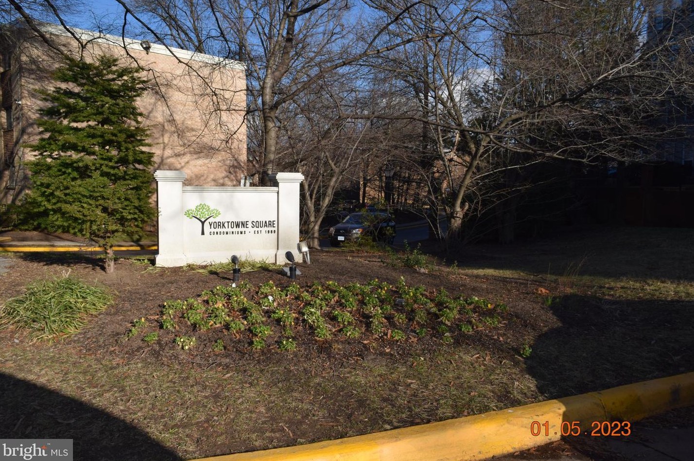 2900 Kings Chapel Rd #14/8, Falls Church, VA 22042
