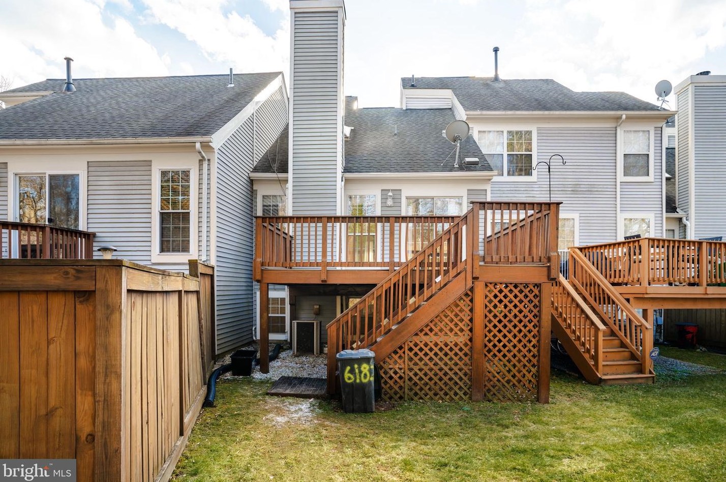 6182 Stonepath Cir, Centreville, VA 20120