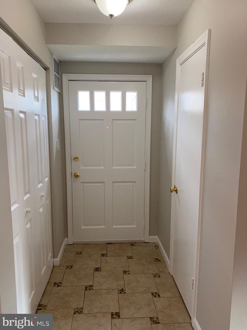 4309 Greenberry Ln, Annandale, VA 22003