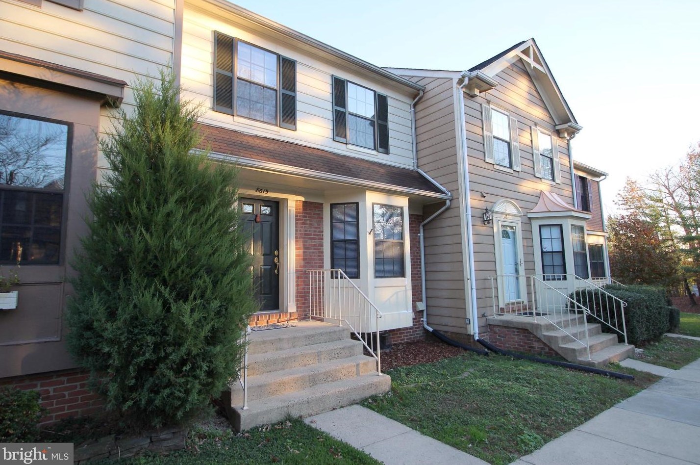 8615 Western Oak Dr, Springfield, VA 22153
