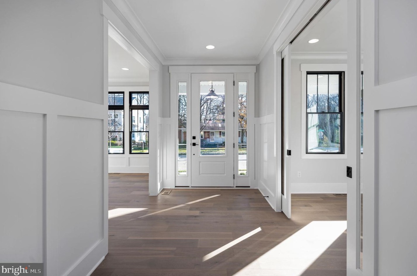 100 James Dr, Vienna VA  22180-6710 exterior
