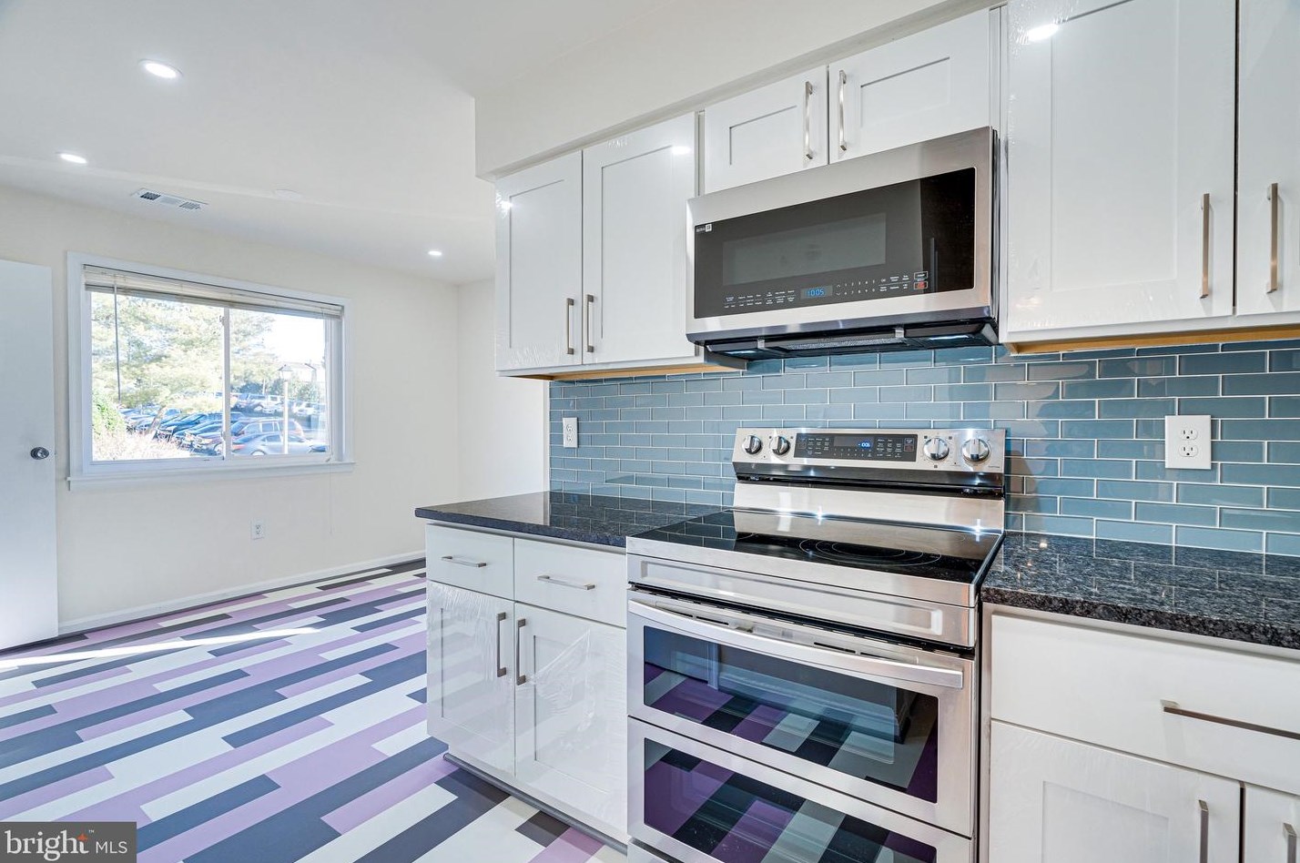 6702 Perry Penney Dr #128, Annandale, VA 22003
