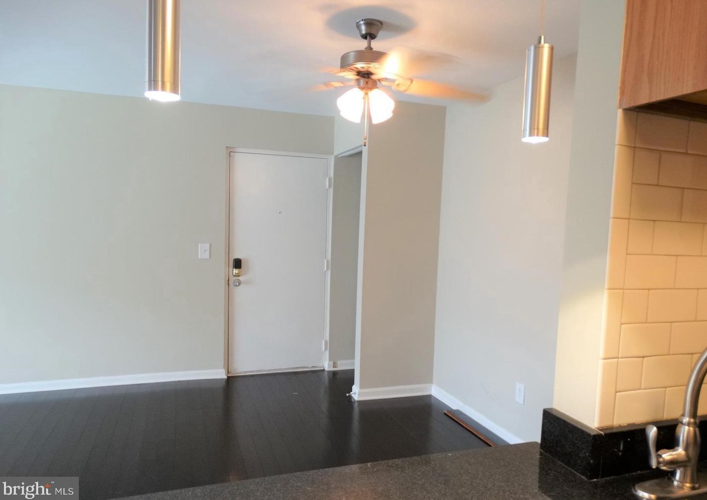 14807 Rydell Rd #b1, Centreville, VA 20121