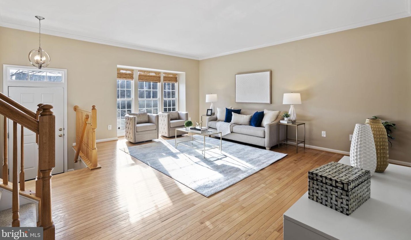 2000 Madrillon Springs Ct, Vienna, VA 22182-3762