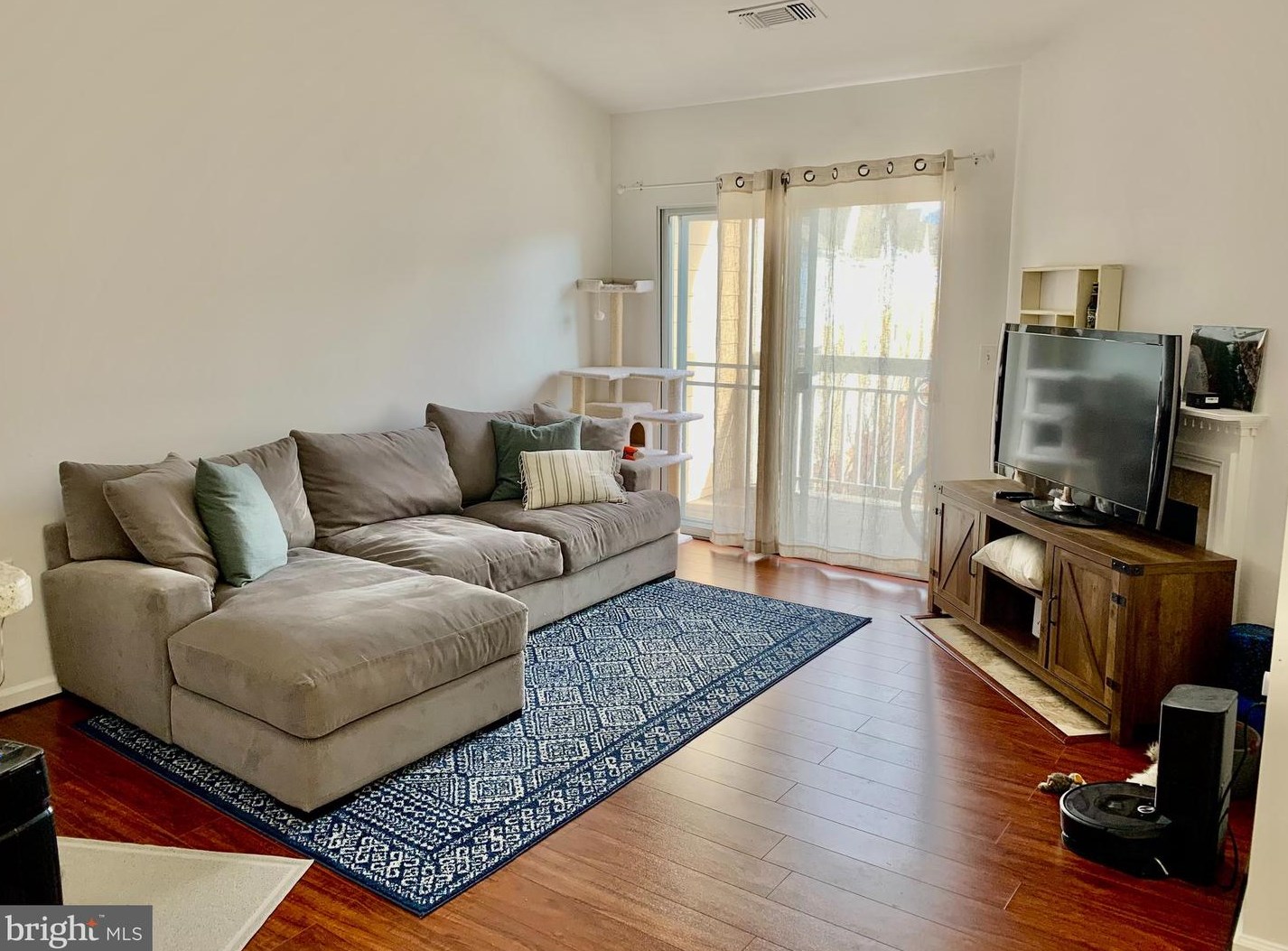 2204 Westcourt Ln #418, Herndon, VA 20170
