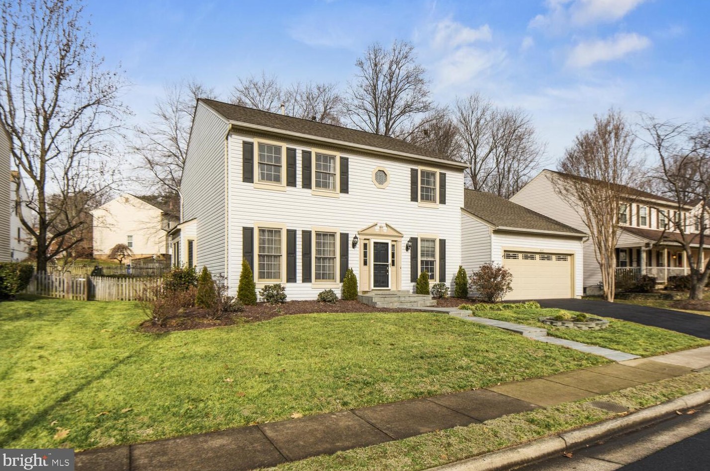 4643 Star Flower Dr, Fairfax, VA 20151-2420