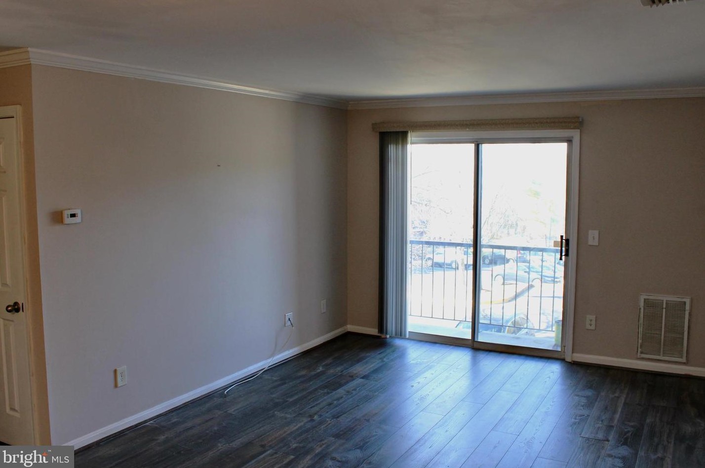 14800 Rydell Rd Apt 204, Centreville, VA 20121