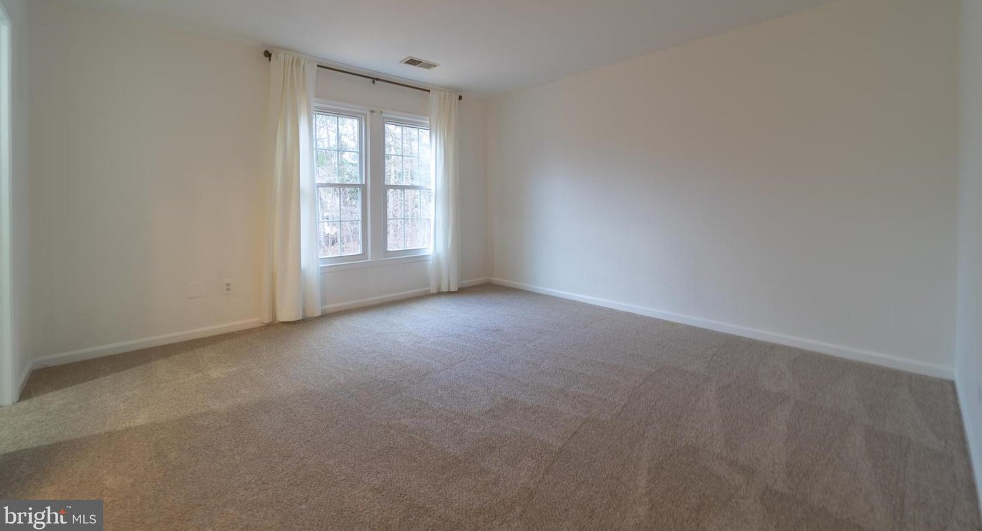 3854 Mohr Oak Ct, Fairfax, VA 22033