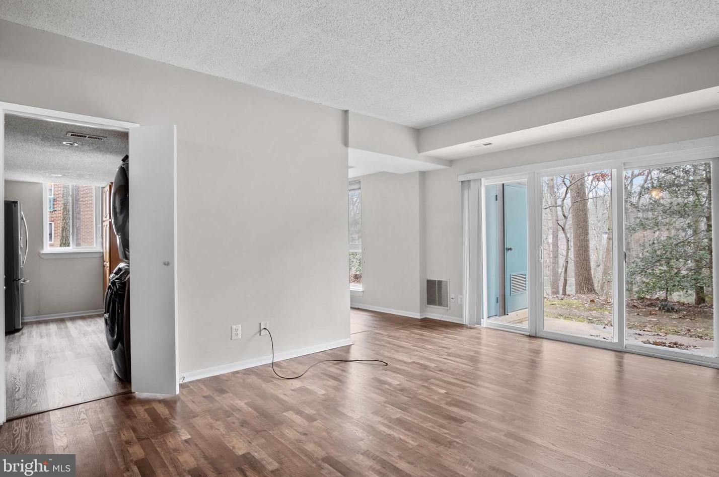 11807 Breton Ct Apt 2b, Herndon, VA