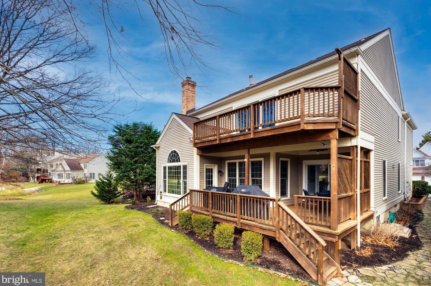 3821 Parkland Dr, Fairfax, VA 22033-2642