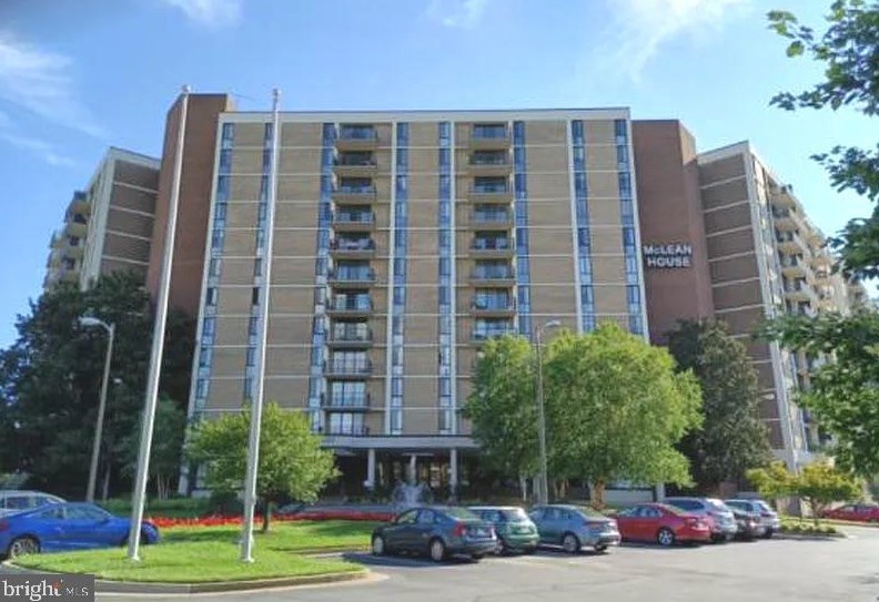 6800 Fleetwood Rd Apt 1209, Mc Lean, VA 22101