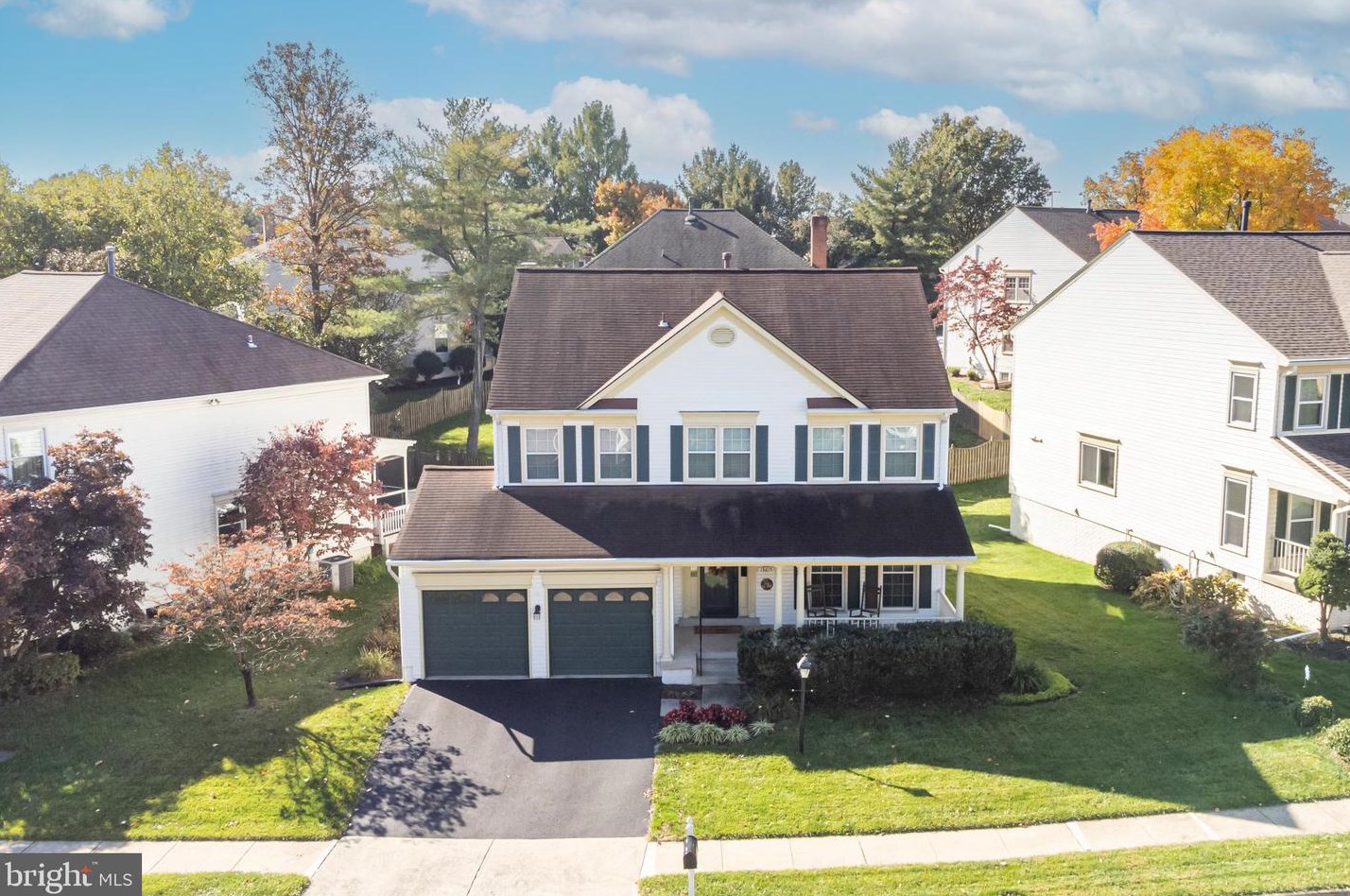 13615 Clary Sage Dr, Fairfax, VA 20151-3368