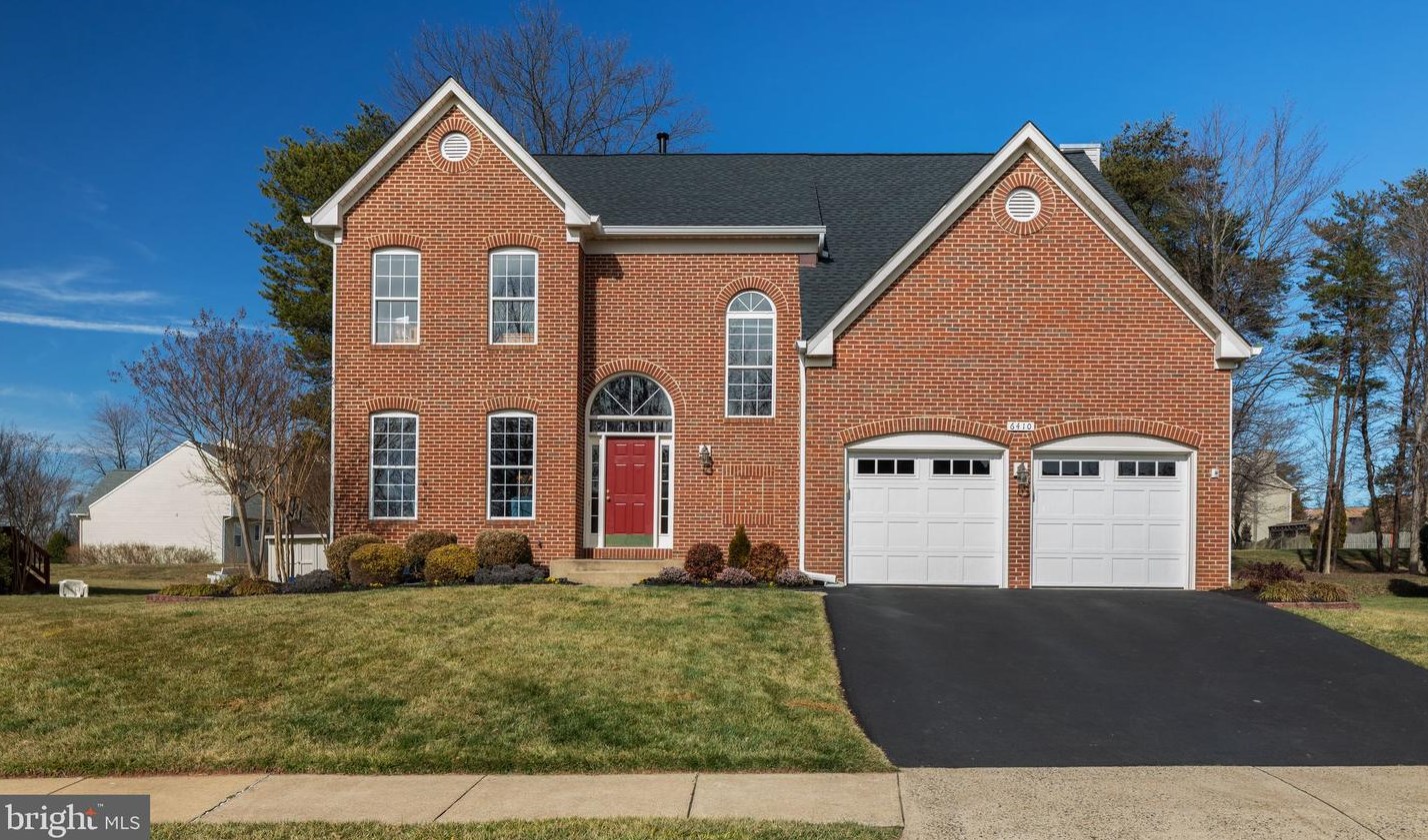 6410 Muster Ct, Centreville, VA 20121-2394