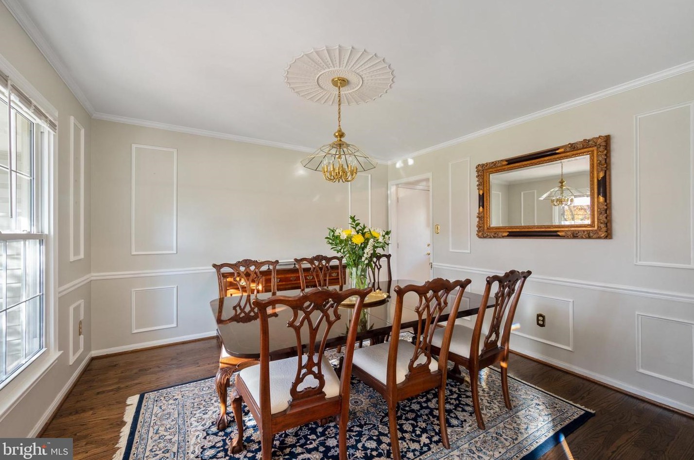 4351 Cub Run Rd, Fairfax VA  20151-1300 exterior