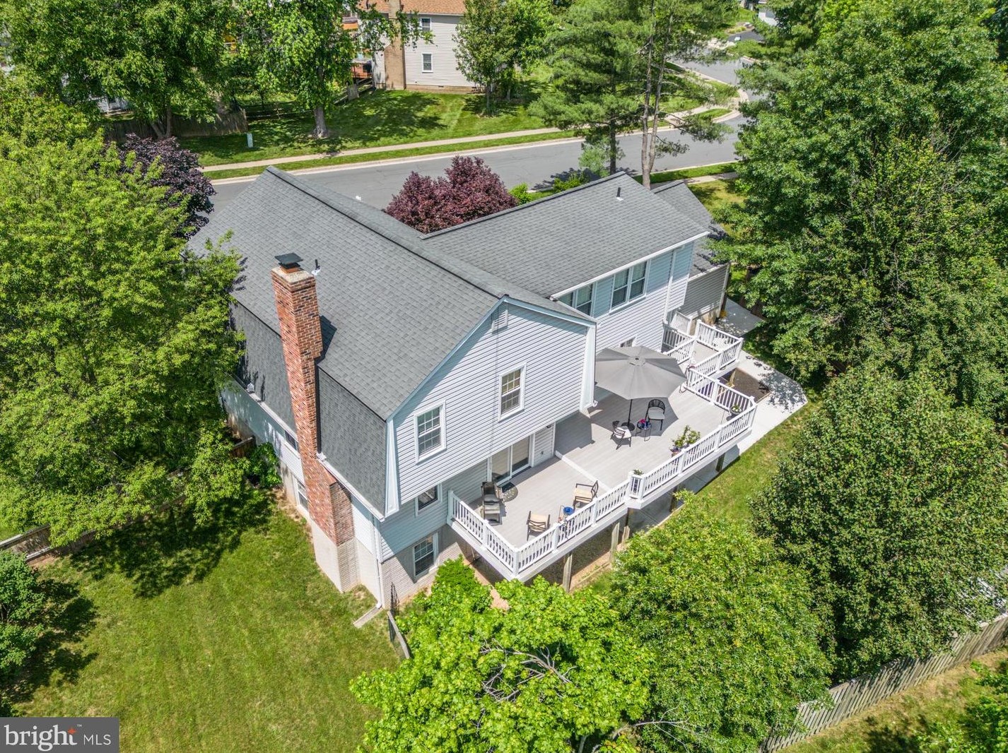 4351 Cub Run Rd, Fairfax VA  20151-1300 exterior