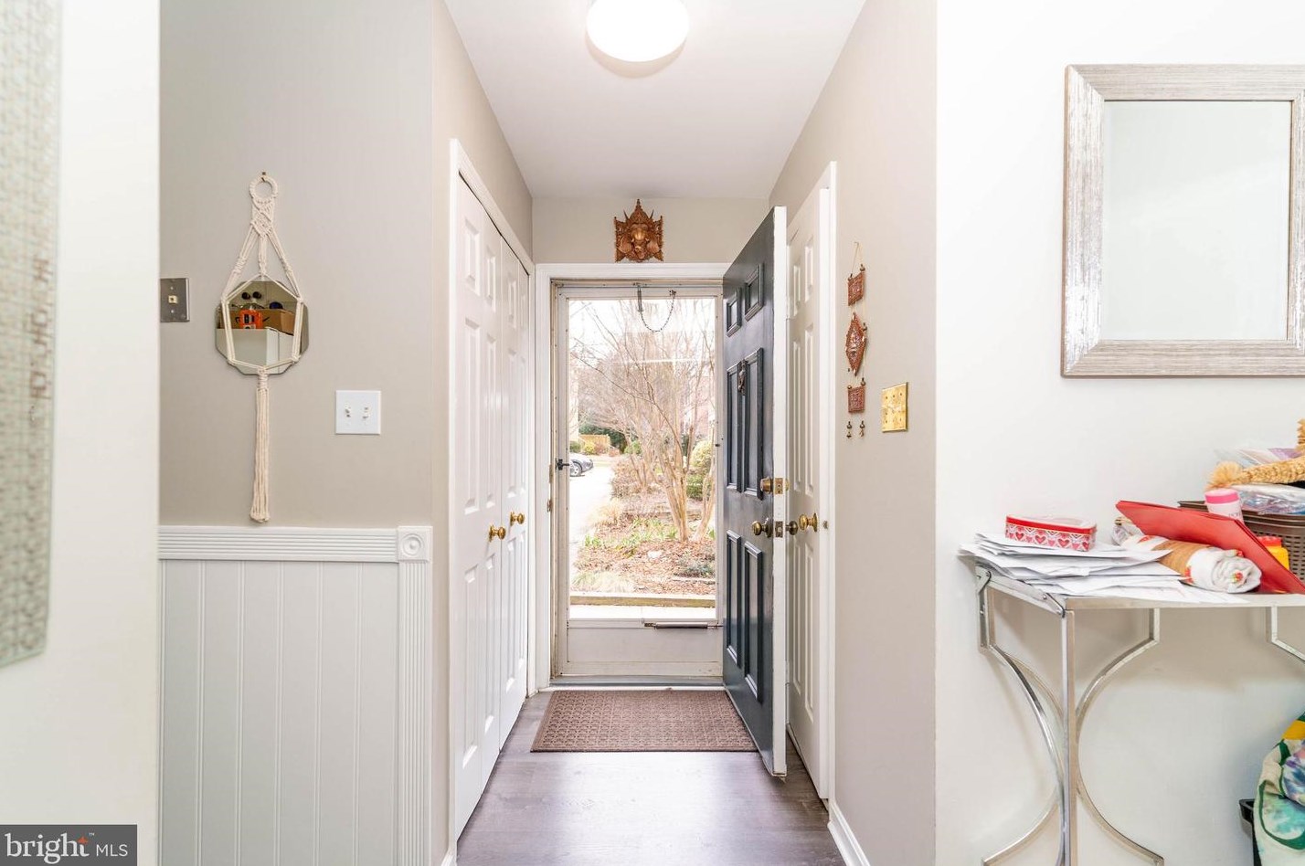 10323 Hampshire Green Ave, Fairfax, VA 22032