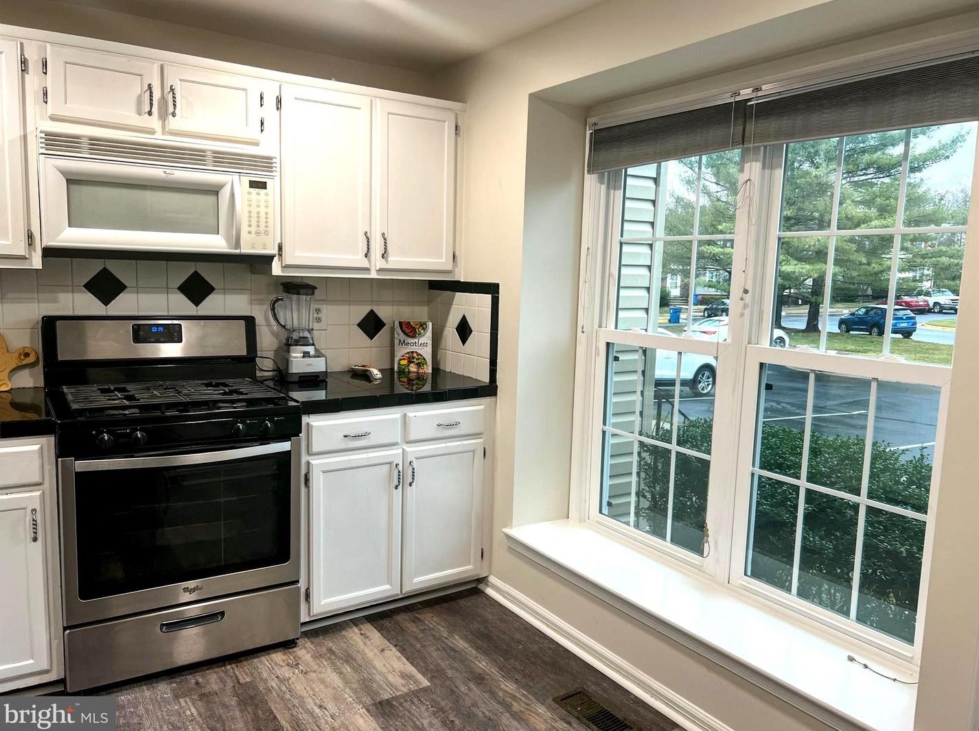14553 Truro Parish Ct, Centreville, VA 20120-3203