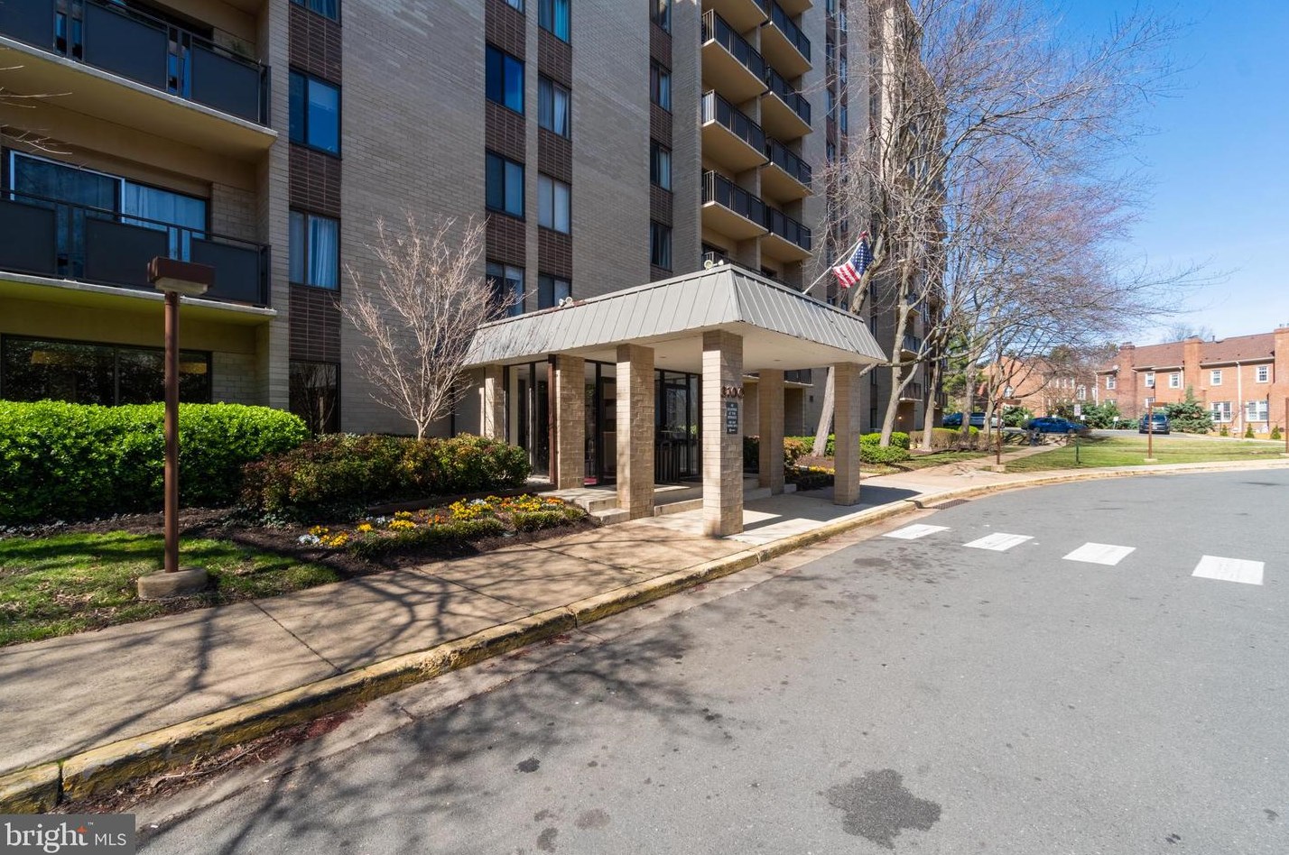 3100 S Manchester St Apt 507, Falls Church, VA 22044
