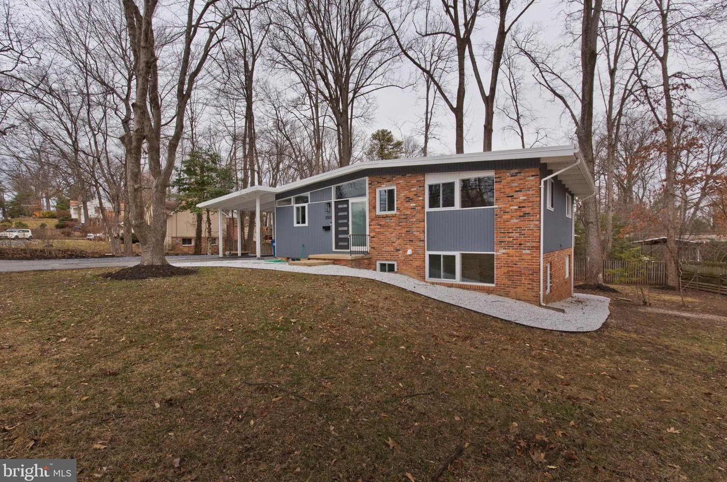 3507 Gallows Rd, Falls Church, VA 22042
